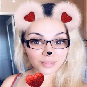 Meet your Posher, Virginia